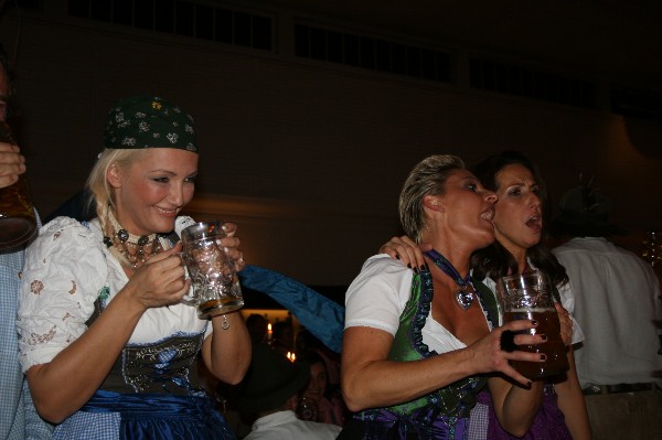 ../Images/2009.10.24WileyOktoberfest 137.jpg